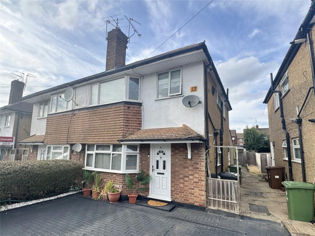 Main image of property: Park Avenue Maisonettes, Park Avenue, Bushey, Hertfordshire, WD23