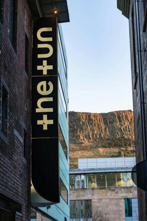 Schroders_The Tun_A7R2141.jpg
