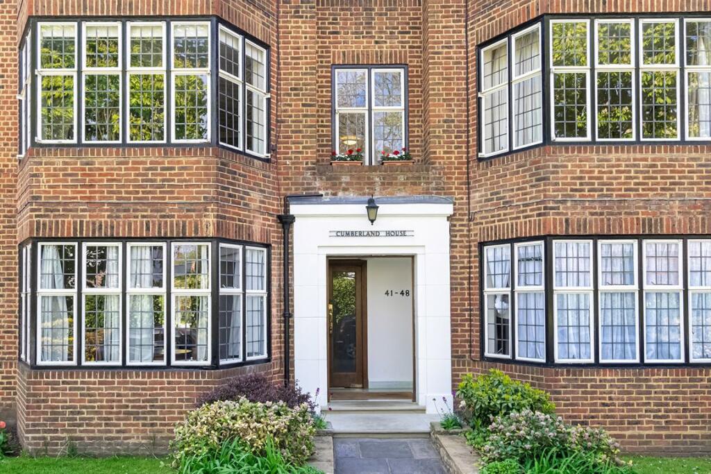 Main image of property: Portsmouth Road, Putney