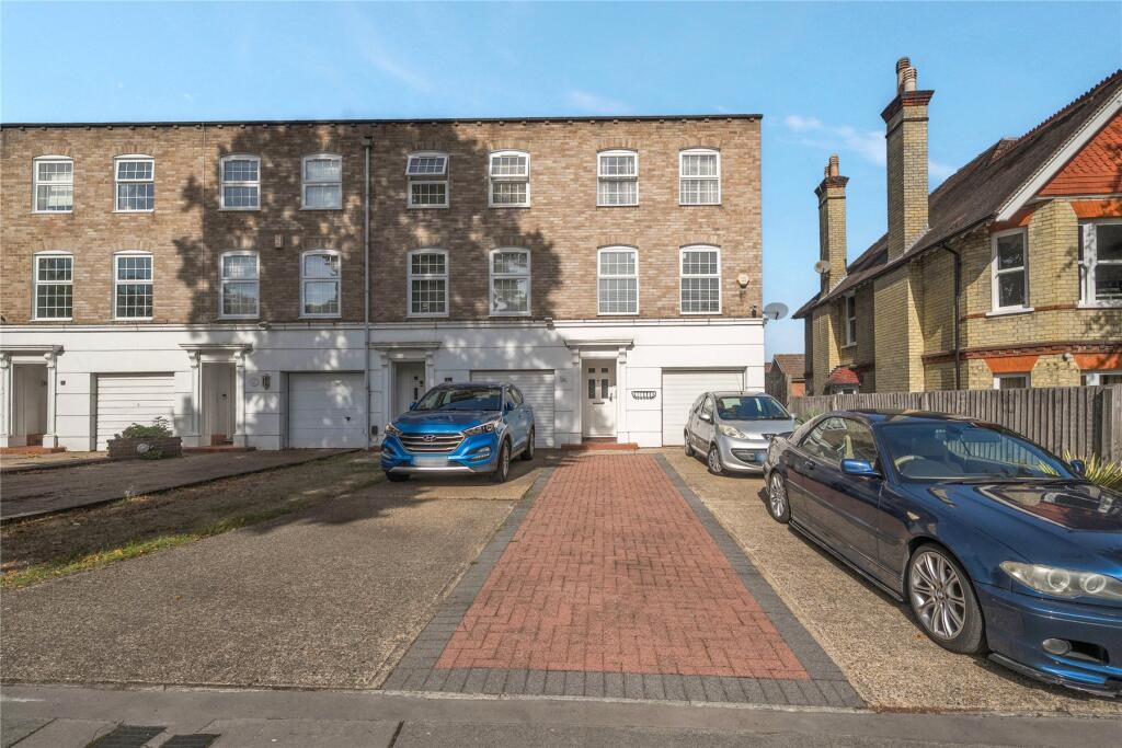 Main image of property: Park Avenue, Bromley