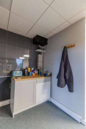 8, Office 1 (3 of 6).jpg