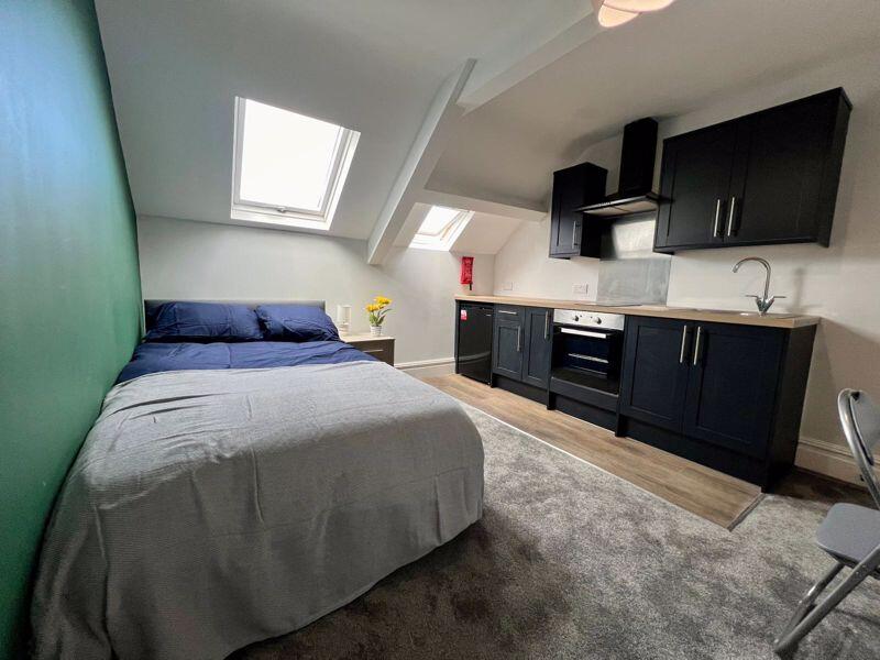 Main image of property: STUDIO ENSUITE ROOM, Ocean Road, South Shields