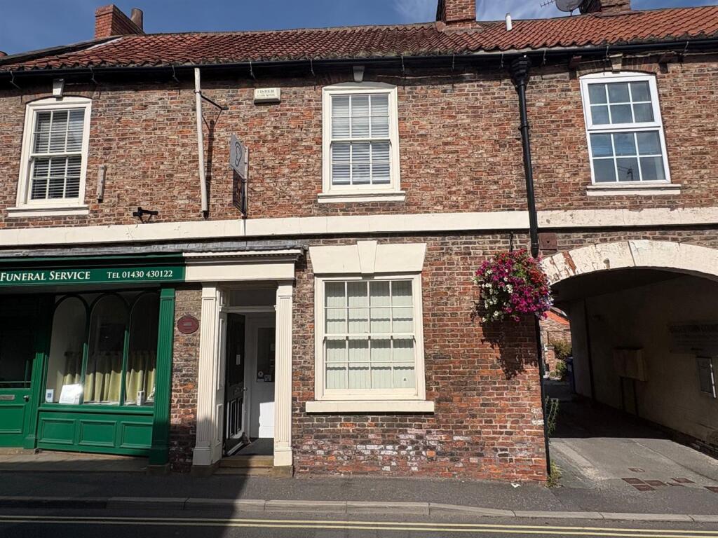 Main image of property: Bridgegate, Howden