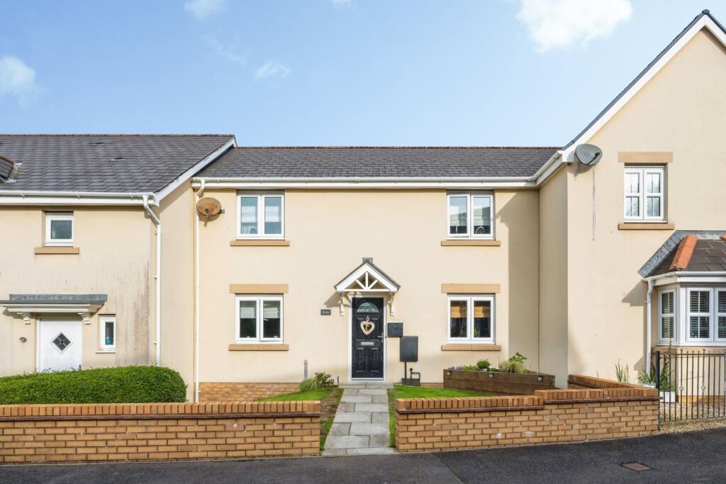 Main image of property: Gelli Deg, Fforestfach, Swansea, SA5