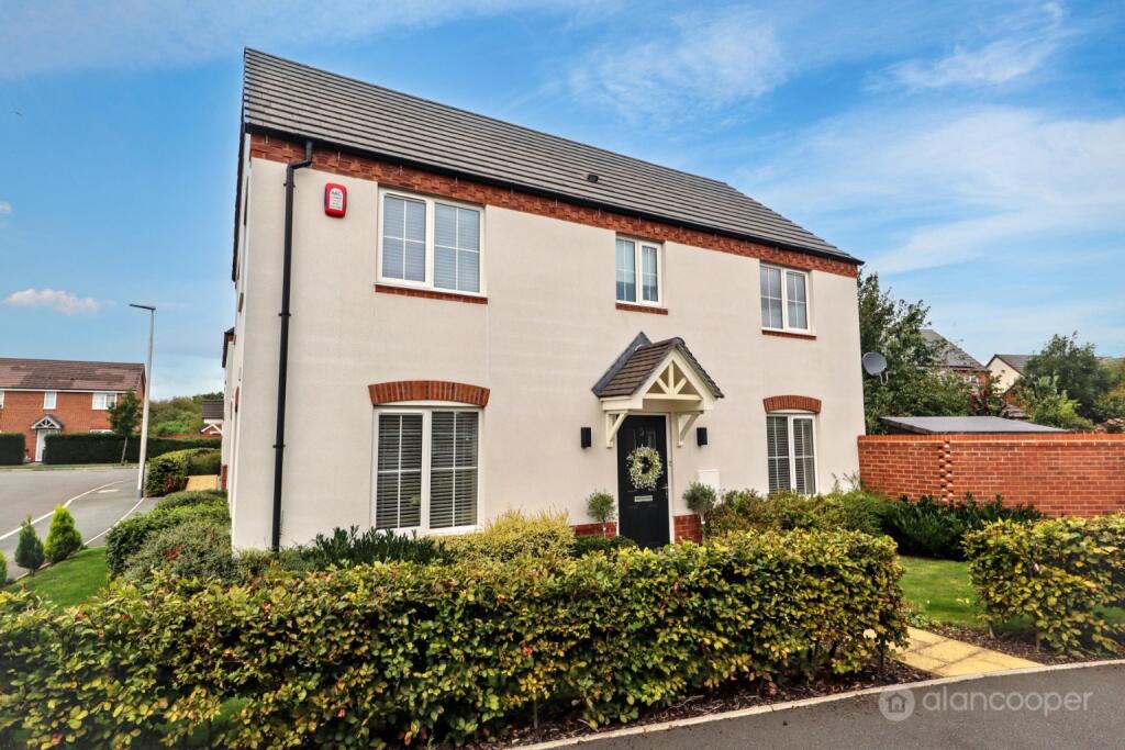 Main image of property: Reapers Close, Weddington, Nuneaton, CV10 0FE