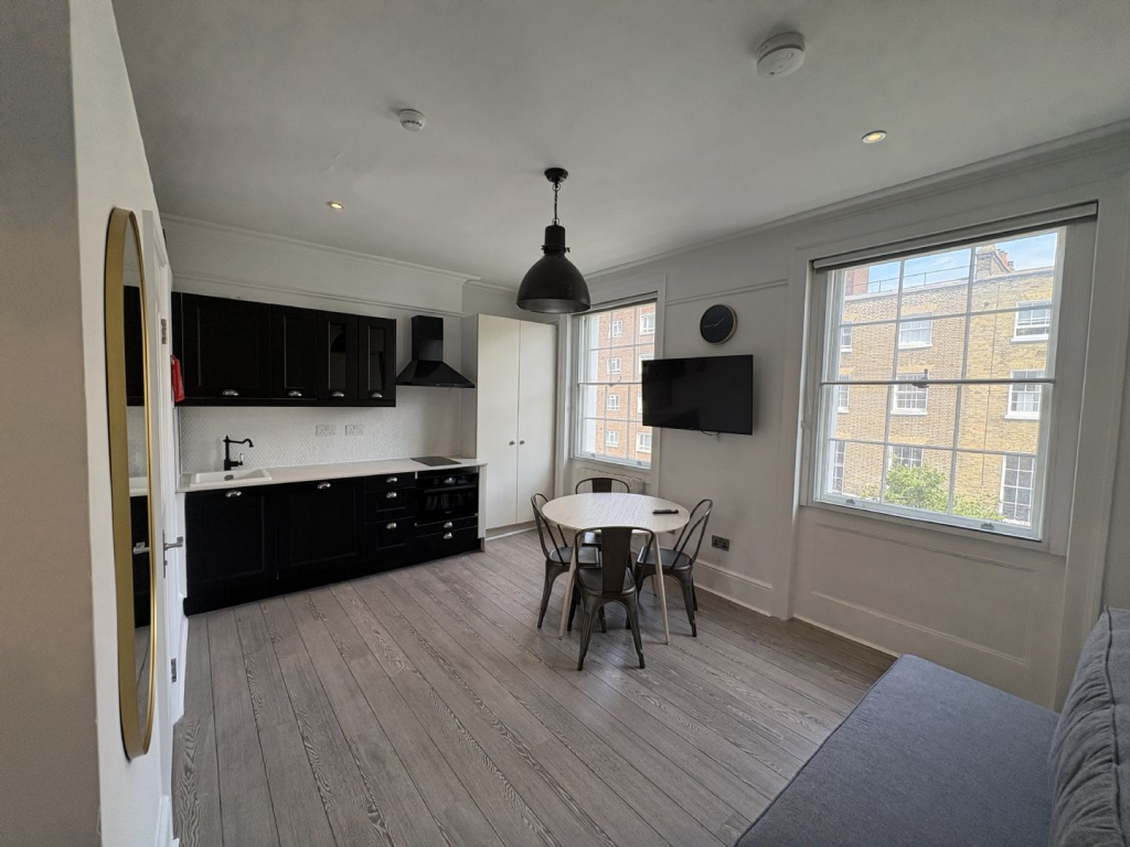 Main image of property: Studio Flat 22, 193 Gloucester Place, Baker Street NW1 6BU