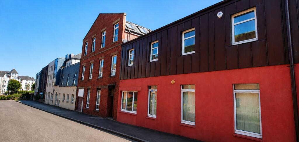 Main image of property: 10 (2F) Beaverhall Road, Canonmills, Edinburgh, EH7 4JE