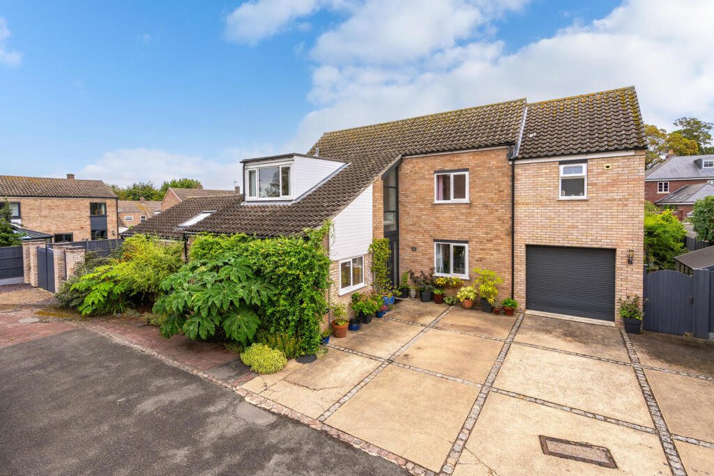 Main image of property: Belgrave Court, Washingborough, Lincoln