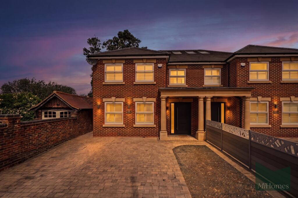 Main image of property: Hadley Road, Enfield, EN2