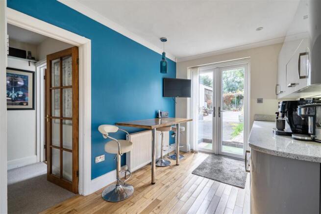 Kitchen/Breakfast Room
