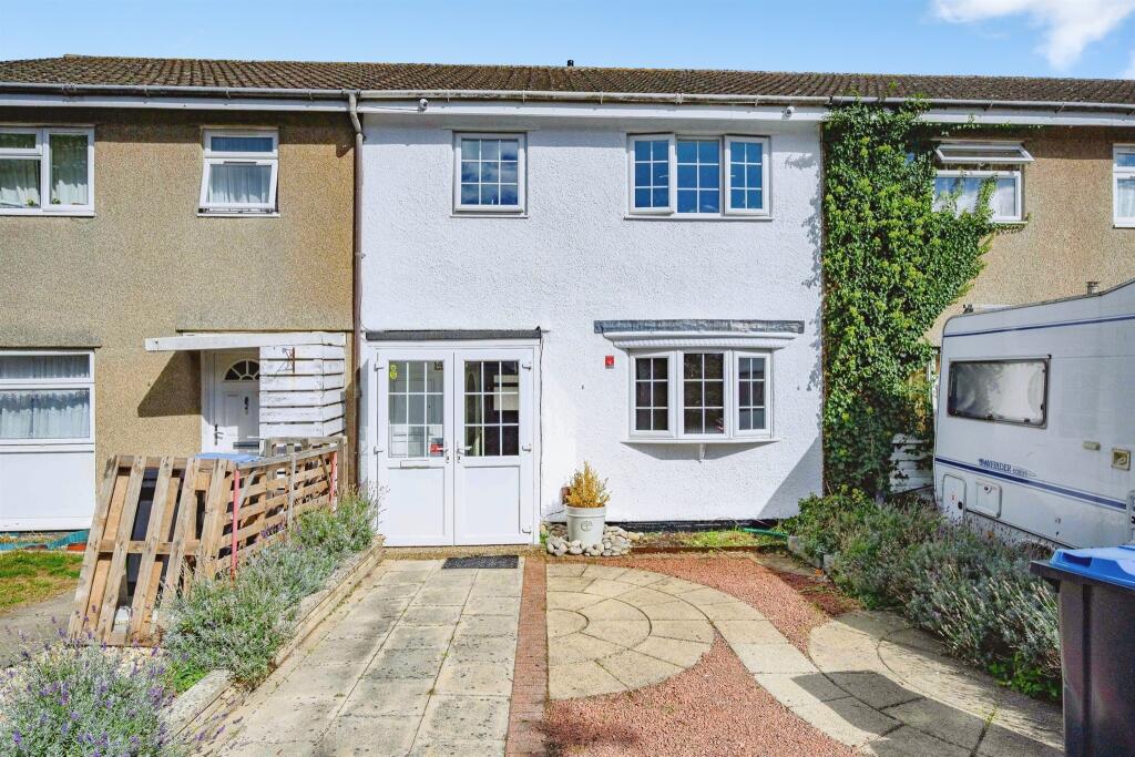 Main image of property: Stroma Close, Hemel Hempstead
