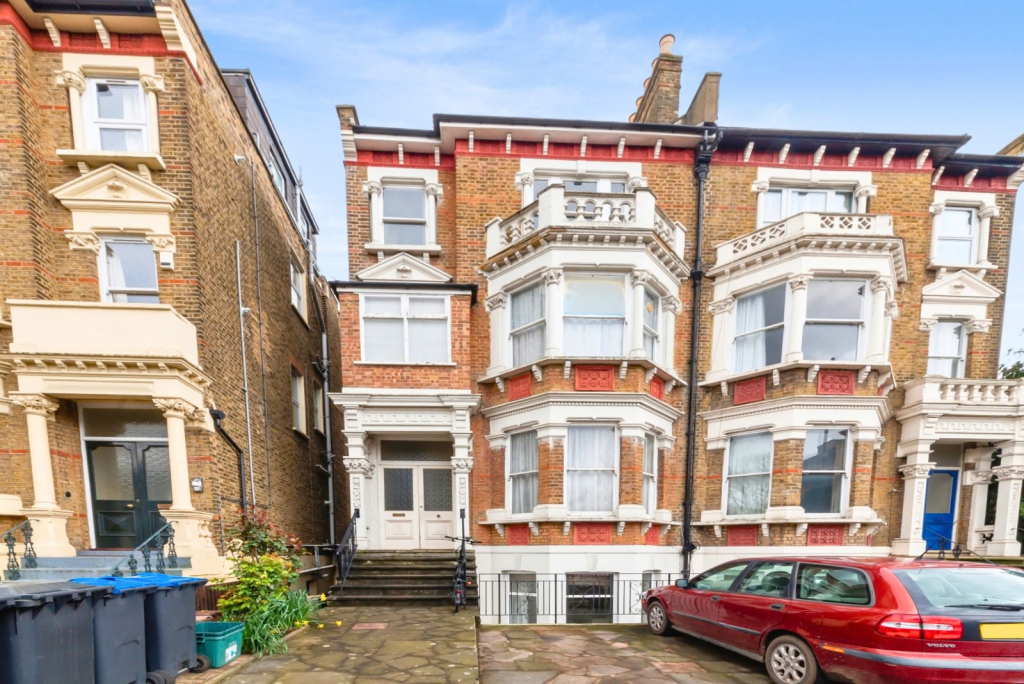 Main image of property: Worple Road, Raynes Park, SW20