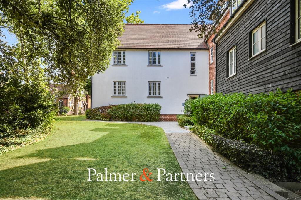 Main image of property: The Causeway, Great Baddow, Chelmsford, Essex, CM2