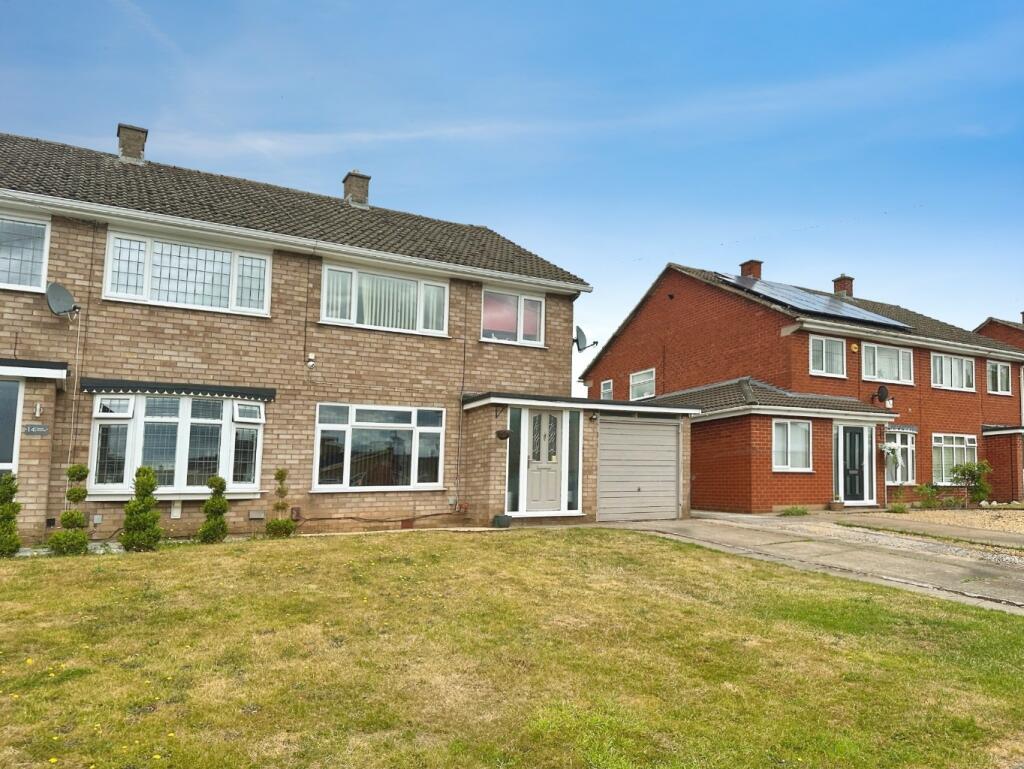Main image of property: Teme Avenue, Wellington, Telford, Shropshire, TF1 3HU