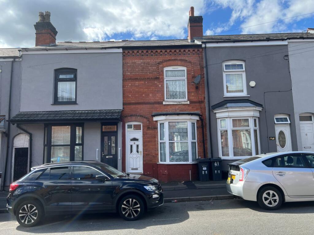 Main image of property: 43 Barrows Road, Sparkbrook, Birmingham, B11 1PP