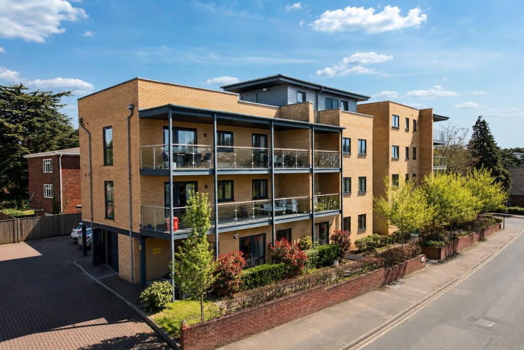 Main image of property: Northalands Road, Southampton