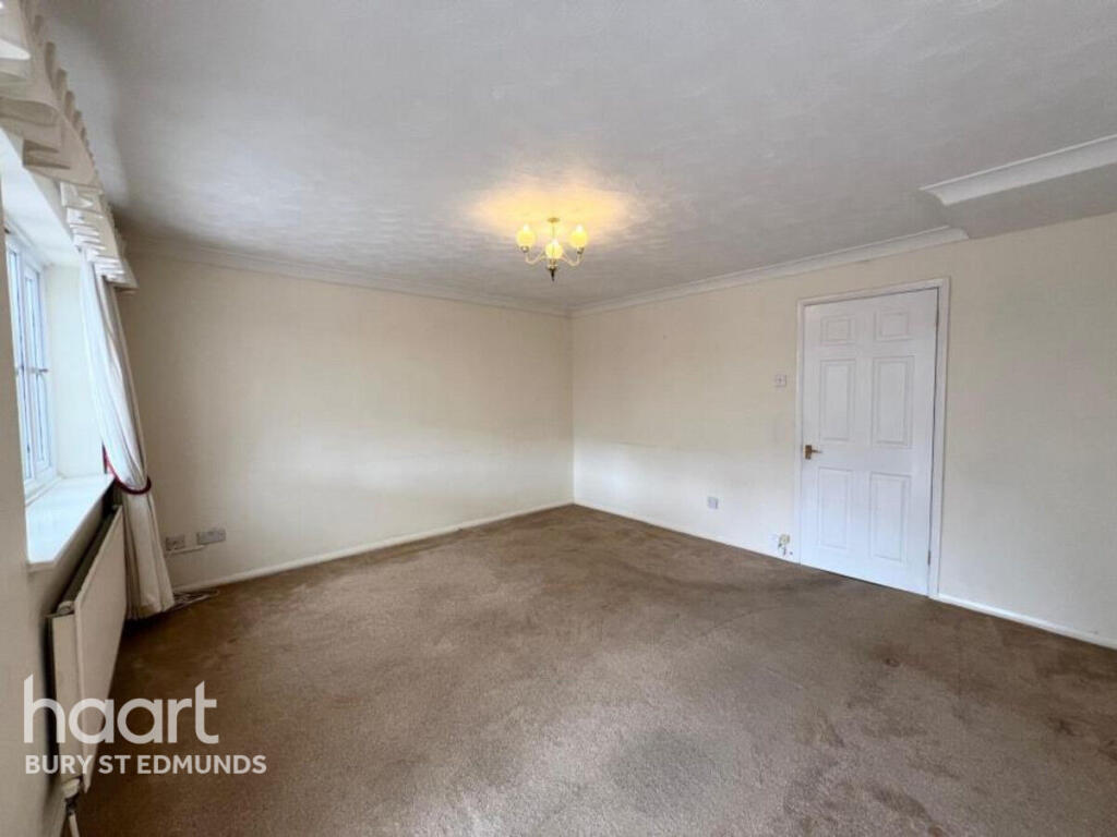 Main image of property: Worcester Close, Bury st edmunds