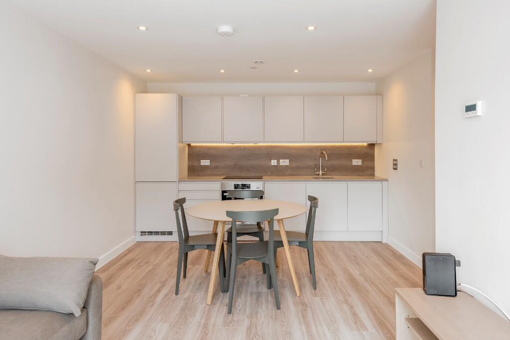Main image of property: 21 Stone Works, Spring Wharf, Roseberry Road, Bath, Somerset, BA2