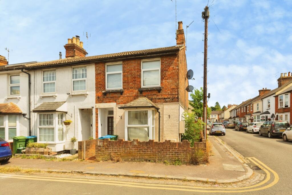 Main image of property: West Street, Aylesbury, Buckinghamshire, HP19