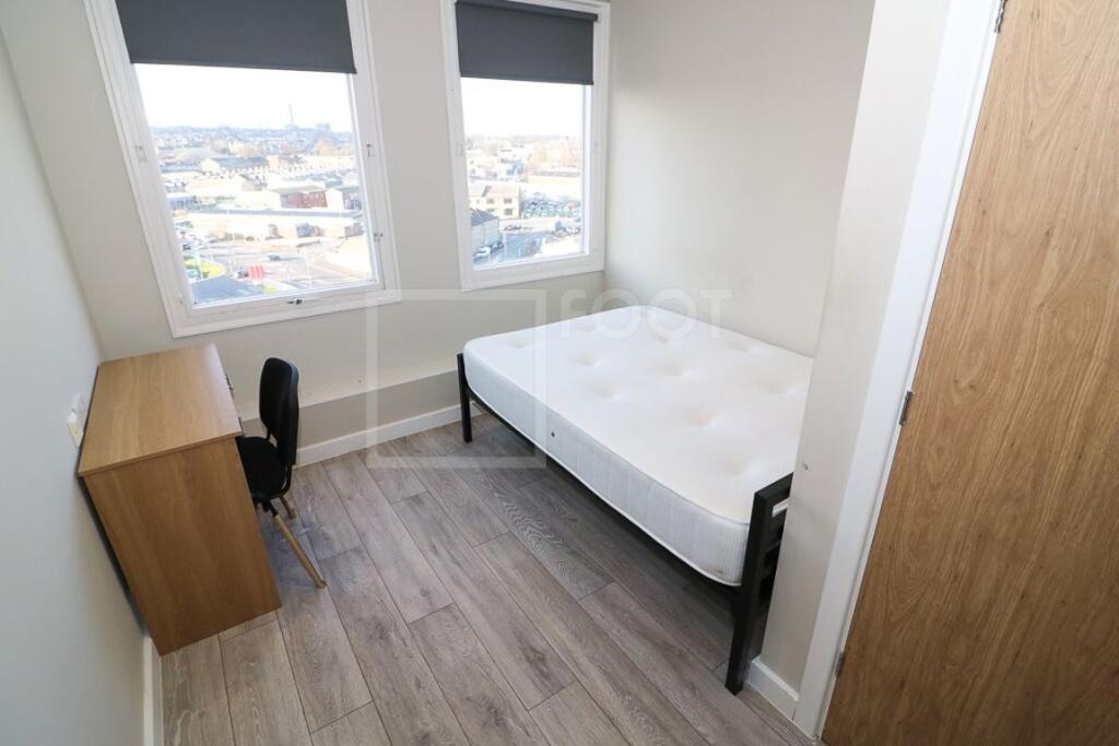 Main image of property: Colonnade House, Sunbridge Halls, Bradford, bd1