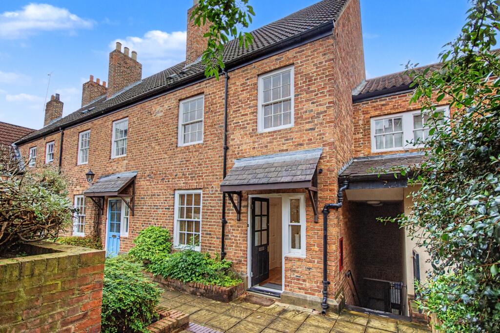 Main image of property: B1 Tanners Court 9 Friars, Newcastle upon Tyne, NE1 5XE