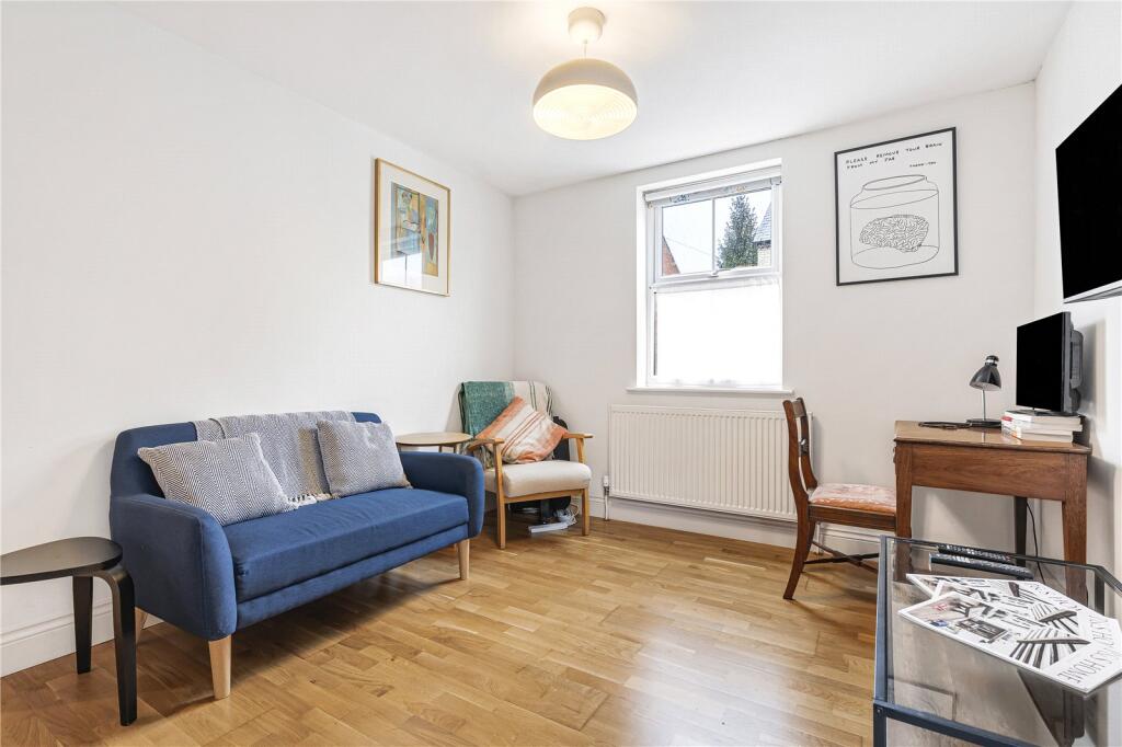 Main image of property: SOUTHFIELD ROAD, OXFORD, OX4