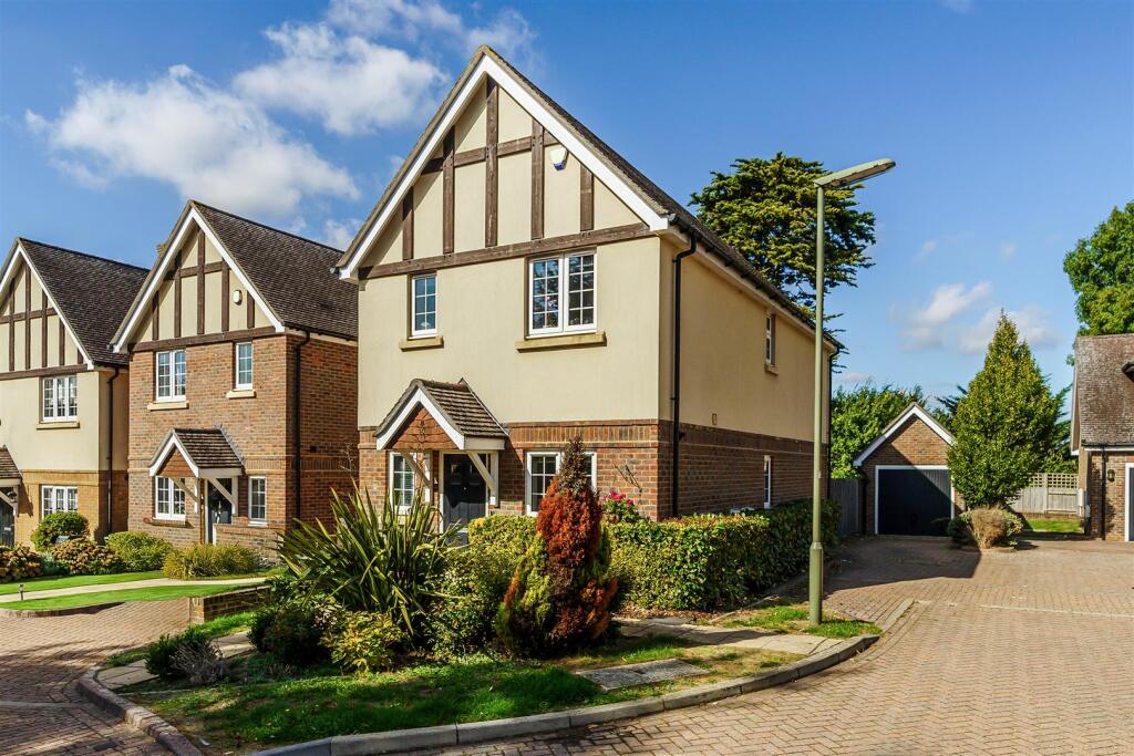 Main image of property: Lambourne Close, Banstead