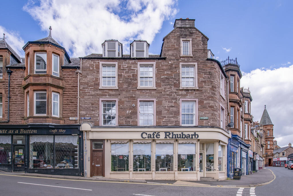 Main image of property: Flat 3, 5 Hill Street, Crieff, PH7 3BU