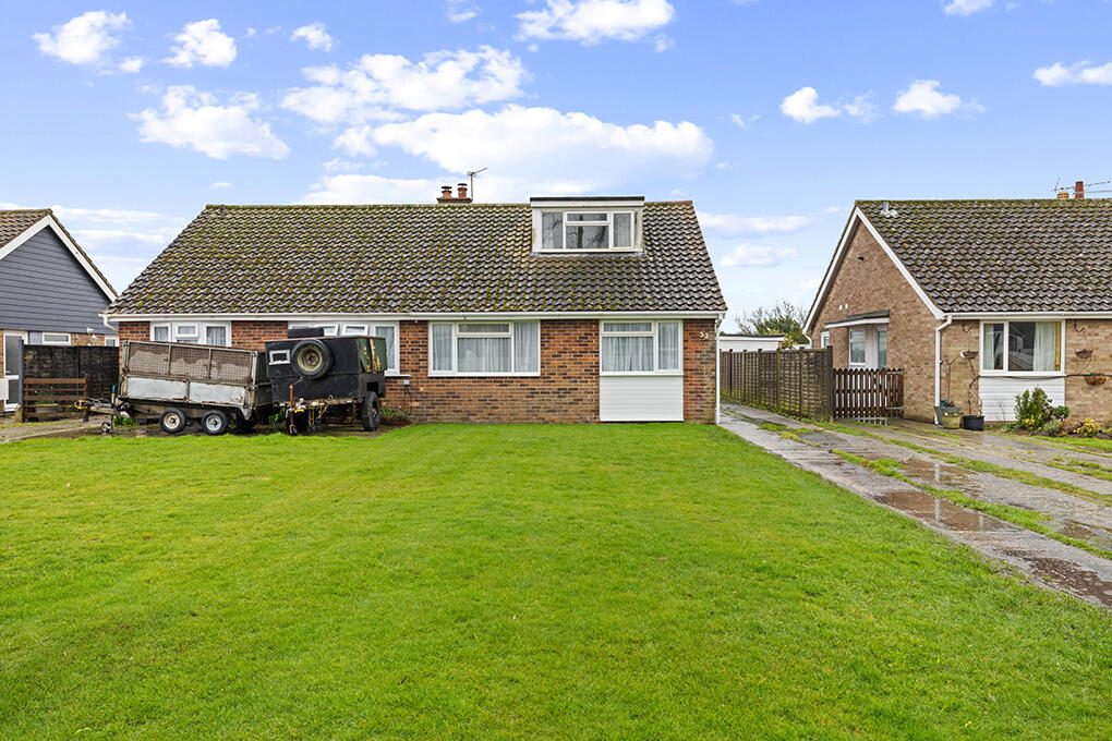 Main image of property: Abbottsbury, Pagham, Bognor Regis, West Sussex, PO21