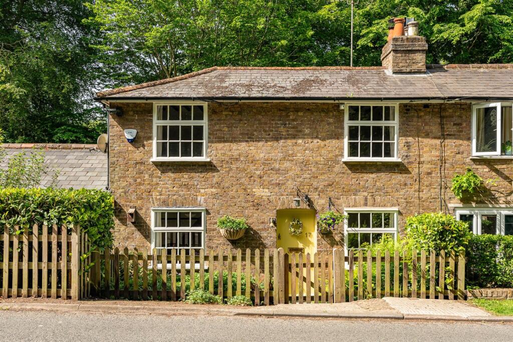 Main image of property: Lemsford Village, Lemsford, Welwyn Garden City
