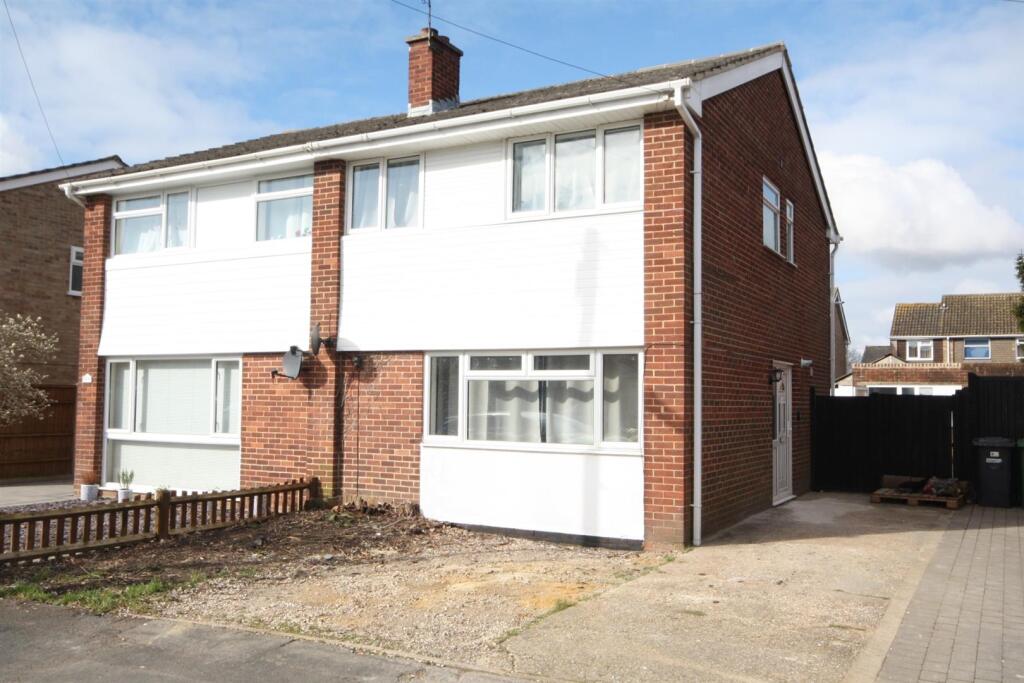 Main image of property: Cumberland Avenue, Chandler's Ford, Eastleigh