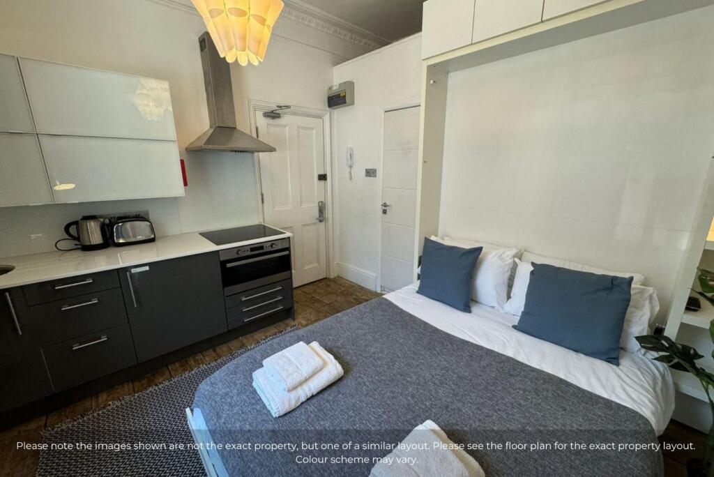 Main image of property: Studio Flat 3, 199 Gloucester Place, Baker Street NW1 6BU