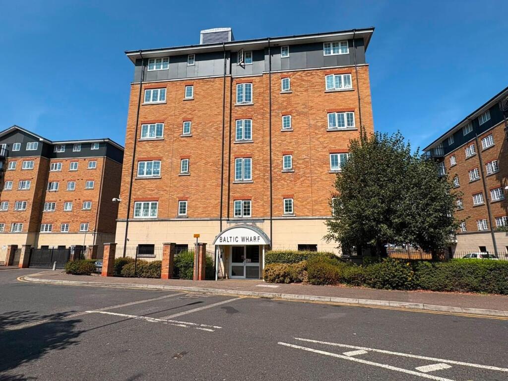 Main image of property: Clifton Marine Parade, Gravesend