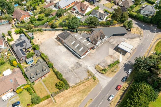 Wells Garage Ringwood_1.jpg
