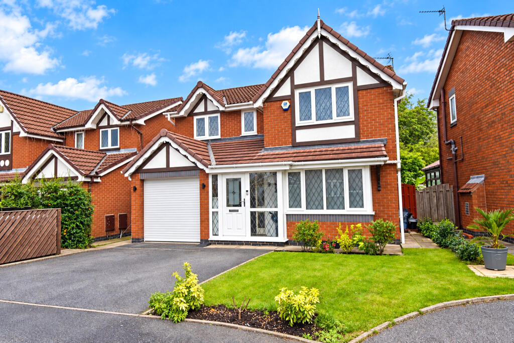 Main image of property: Estonfield Drive, Urmston, Manchester, M41 9RR