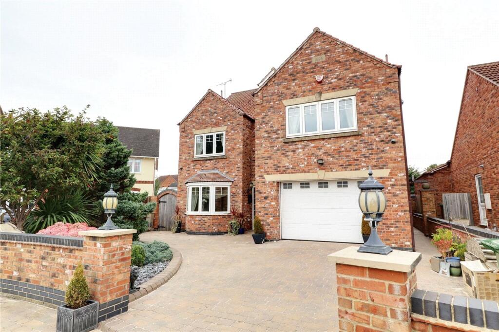 Main image of property: Isle Close, Crowle, DN17
