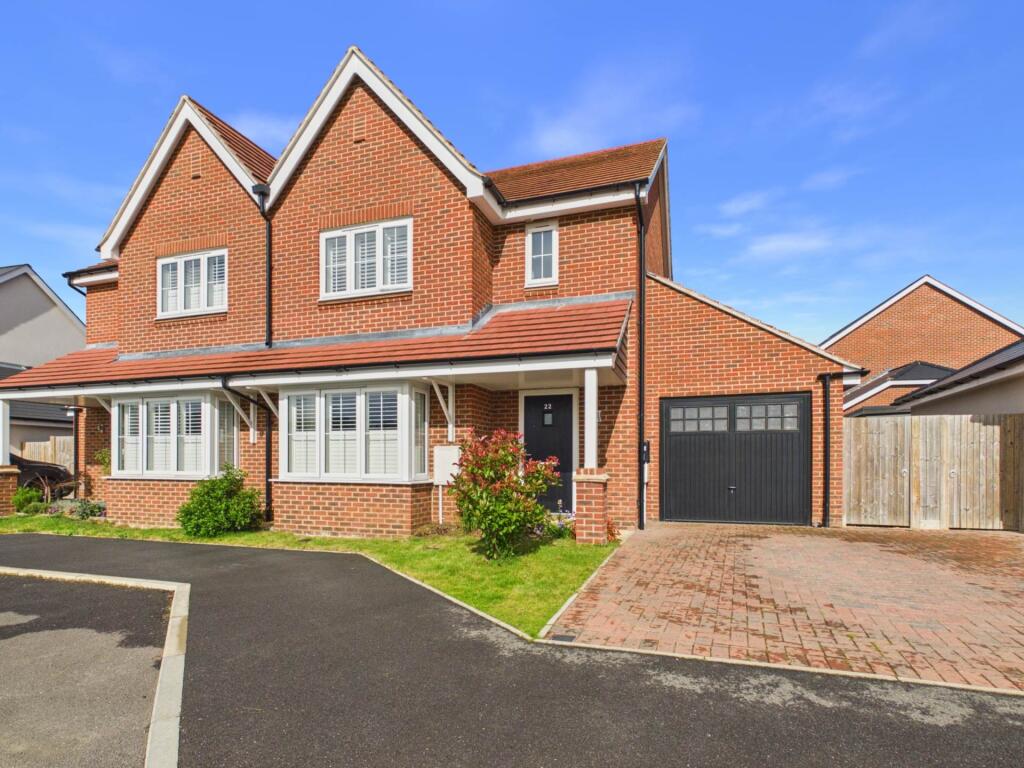 Main image of property: Hedgehog Way, Haddenham