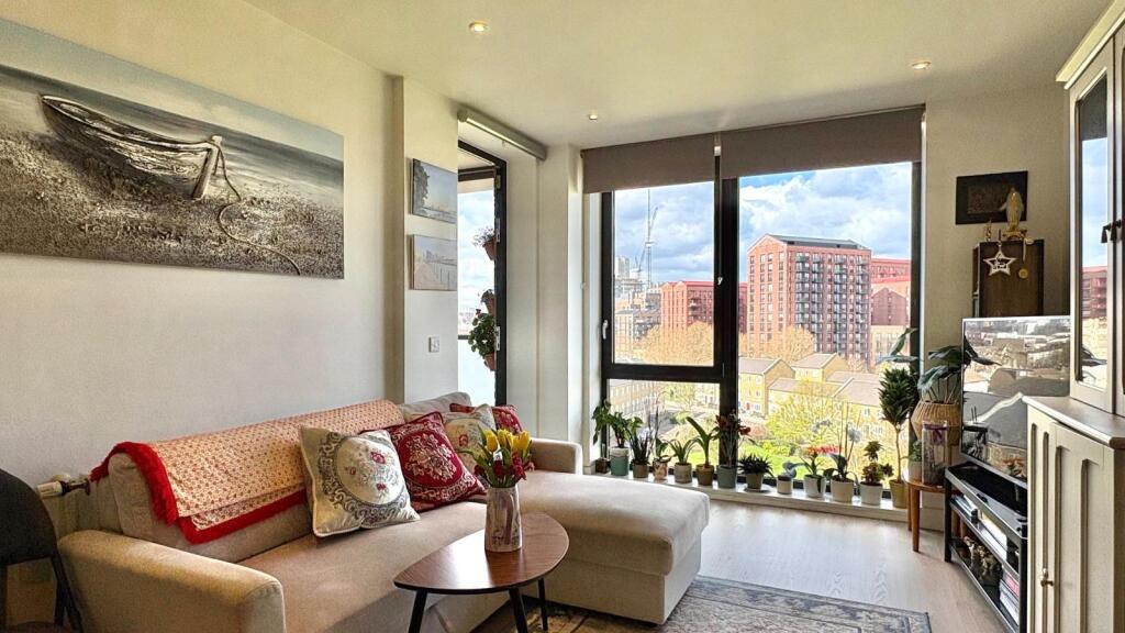 Main image of property: Blair Street, London, E14
