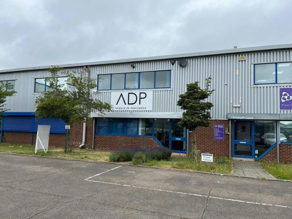 Main image of property: Unit 10 Bridge Gate Centre, Martinfield, Welwyn Garden City, AL7 1JG