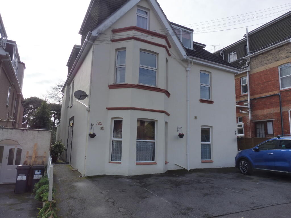 Main image of property: Alumdale Road, Bournemouth, Bournemouth Christchurch Poole