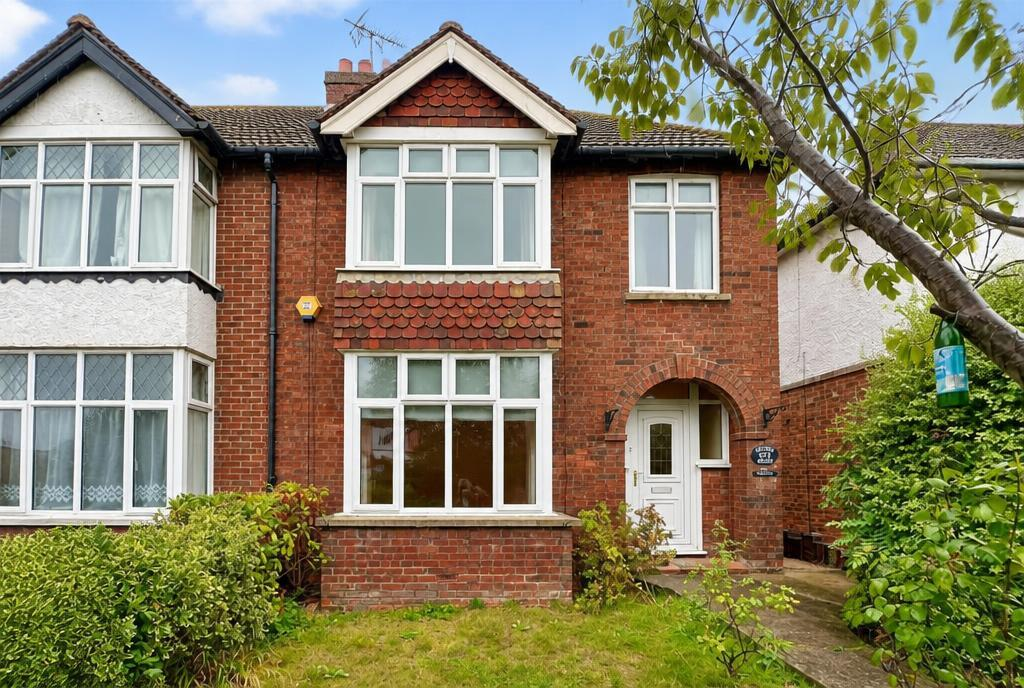 Main image of property: Hythe Road, Willesborough, Ashford