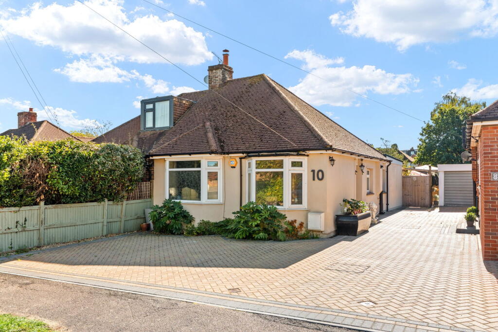 Main image of property: Boxwood Way, Warlingham, CR6 9SB
