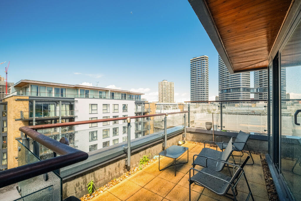 Main image of property: Boardwalk Place, London, E14