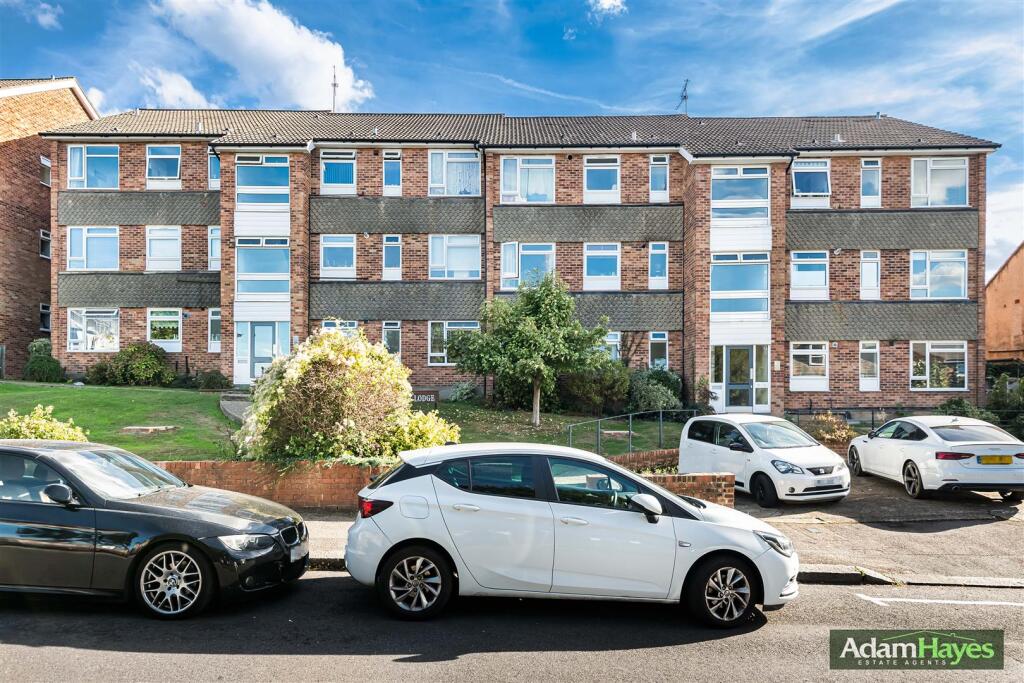 Main image of property: Somerset Road, Barnet, EN5