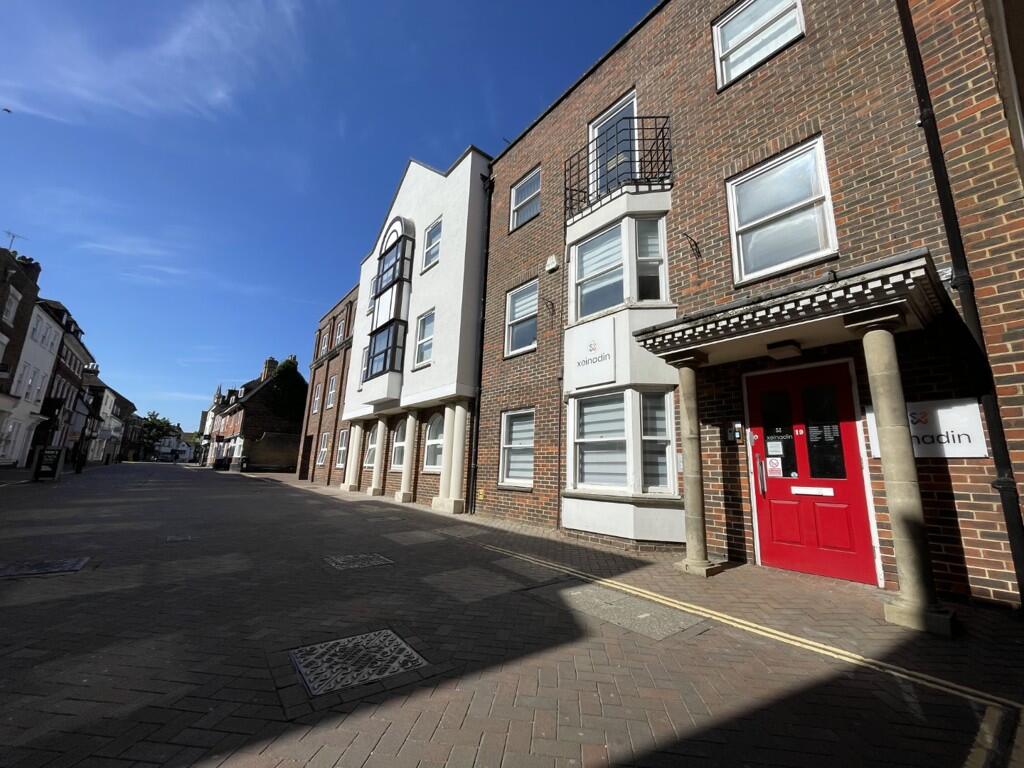 Main image of property: 19, North Street, Ashford, Kent TN24 8LF