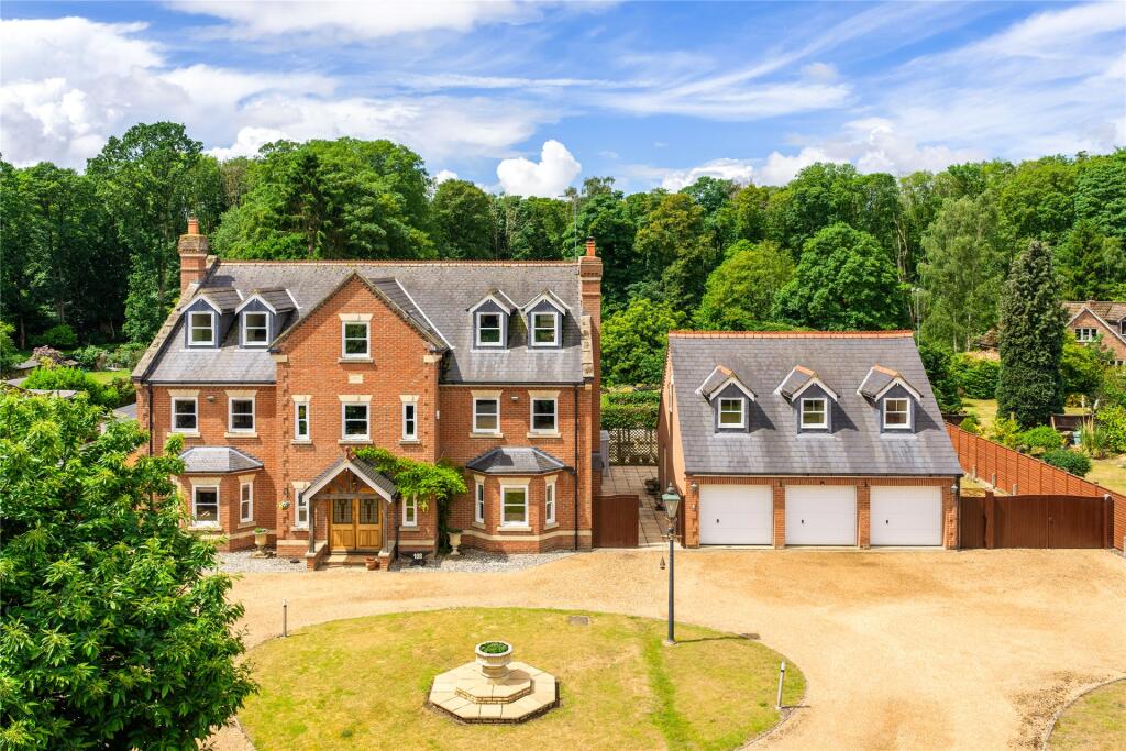 Main image of property: Ecton Lane, Sywell, Northamptonshire, NN6