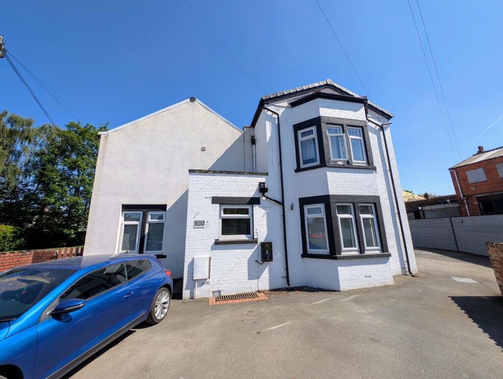 Main image of property: Flanshaw Lane, Wakefield, West Yorkshire, WF2