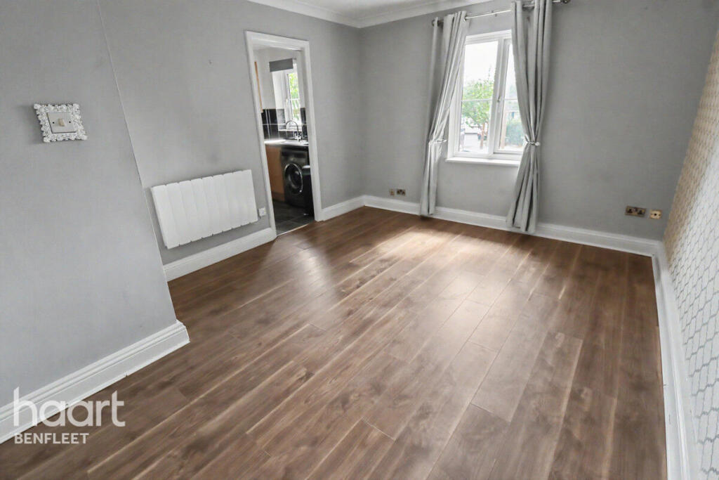 Main image of property: London Road, Benfleet
