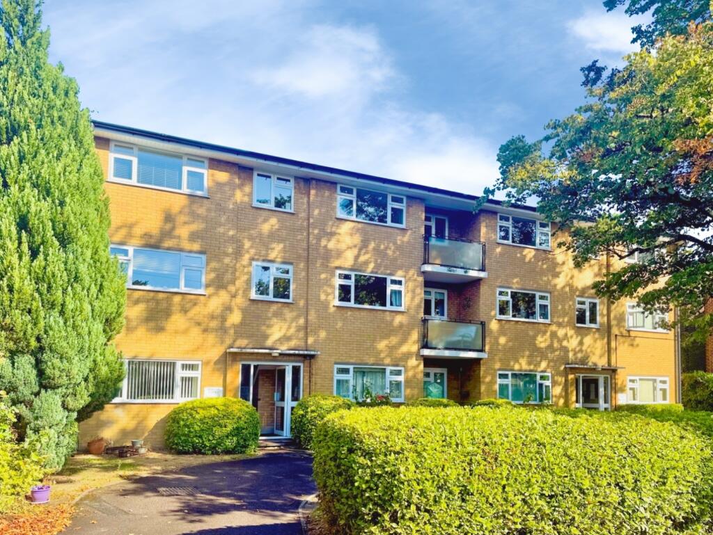 Main image of property: Cambridge Road West, Farnborough