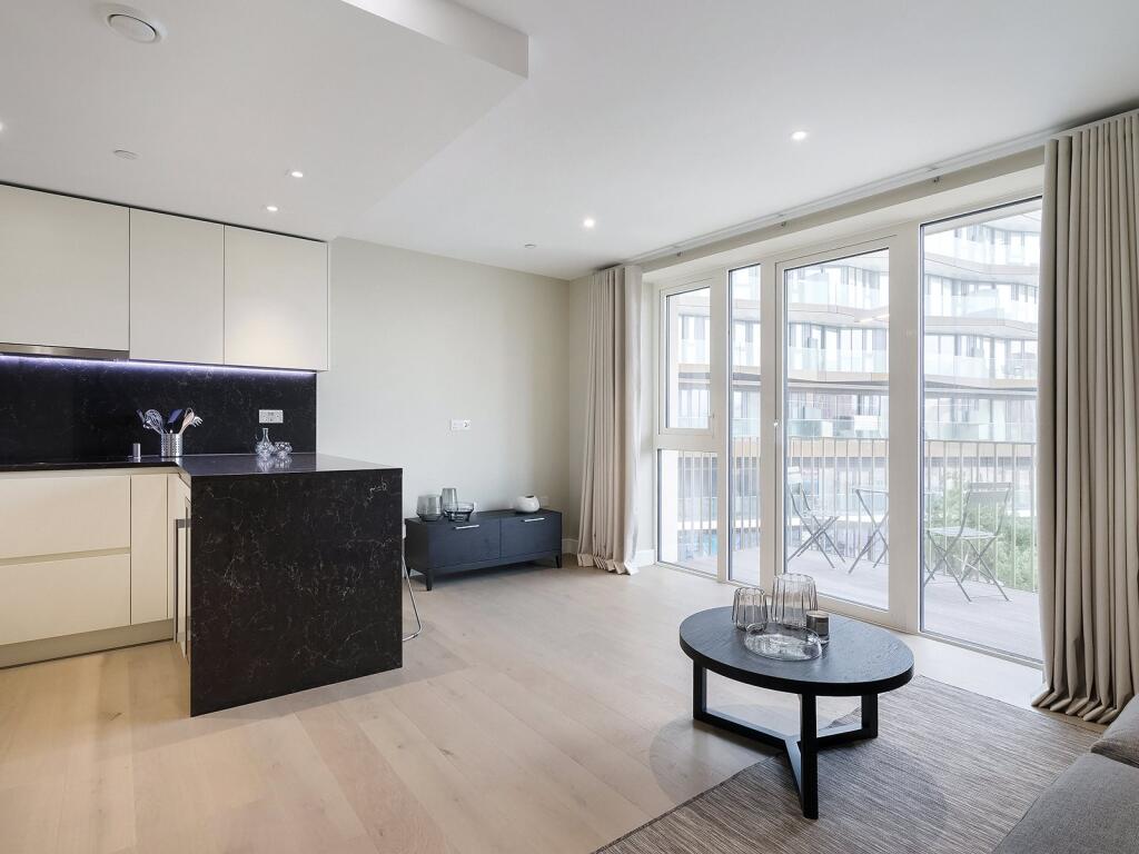 Main image of property: Admiralty House, 150 Vaughan Way, E1W